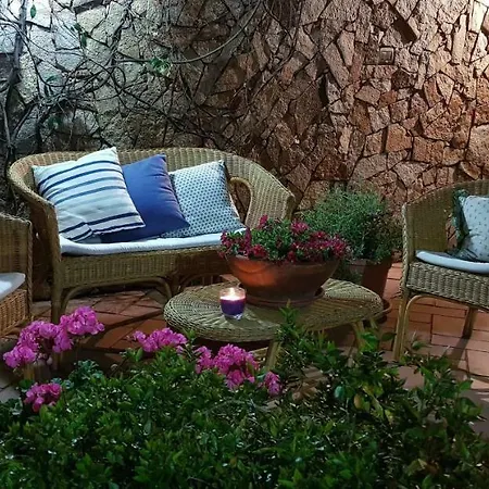 Marco's House Дом отдыха Dolianova